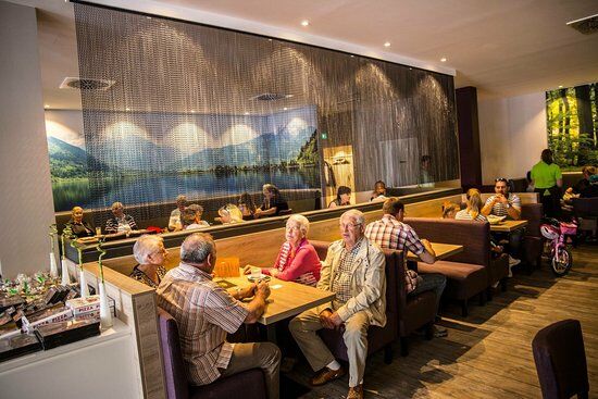 Eiscafé Ajeti am Rathaus