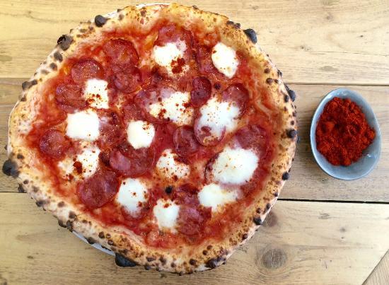 485Grad Neapolitanische Pizza & Wein