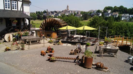 Cafe Zeit Am Wasserrad