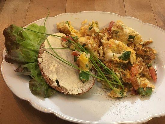 Liesgen. Kunst + Kuchen