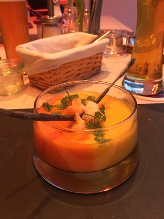 ZIZOU Brasserie & Bar