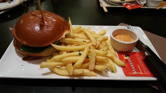 MAREDO Düsseldorf Bolkerstraße