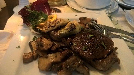 Bistro Pizzeria Capri