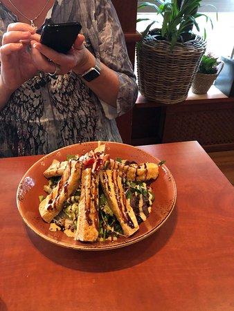 Mrs. Anh Kitchen & Bar