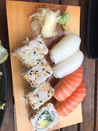 Ichiraku sushi & Grill