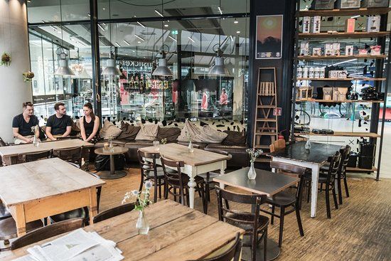 Woyton im DuMont-Carré