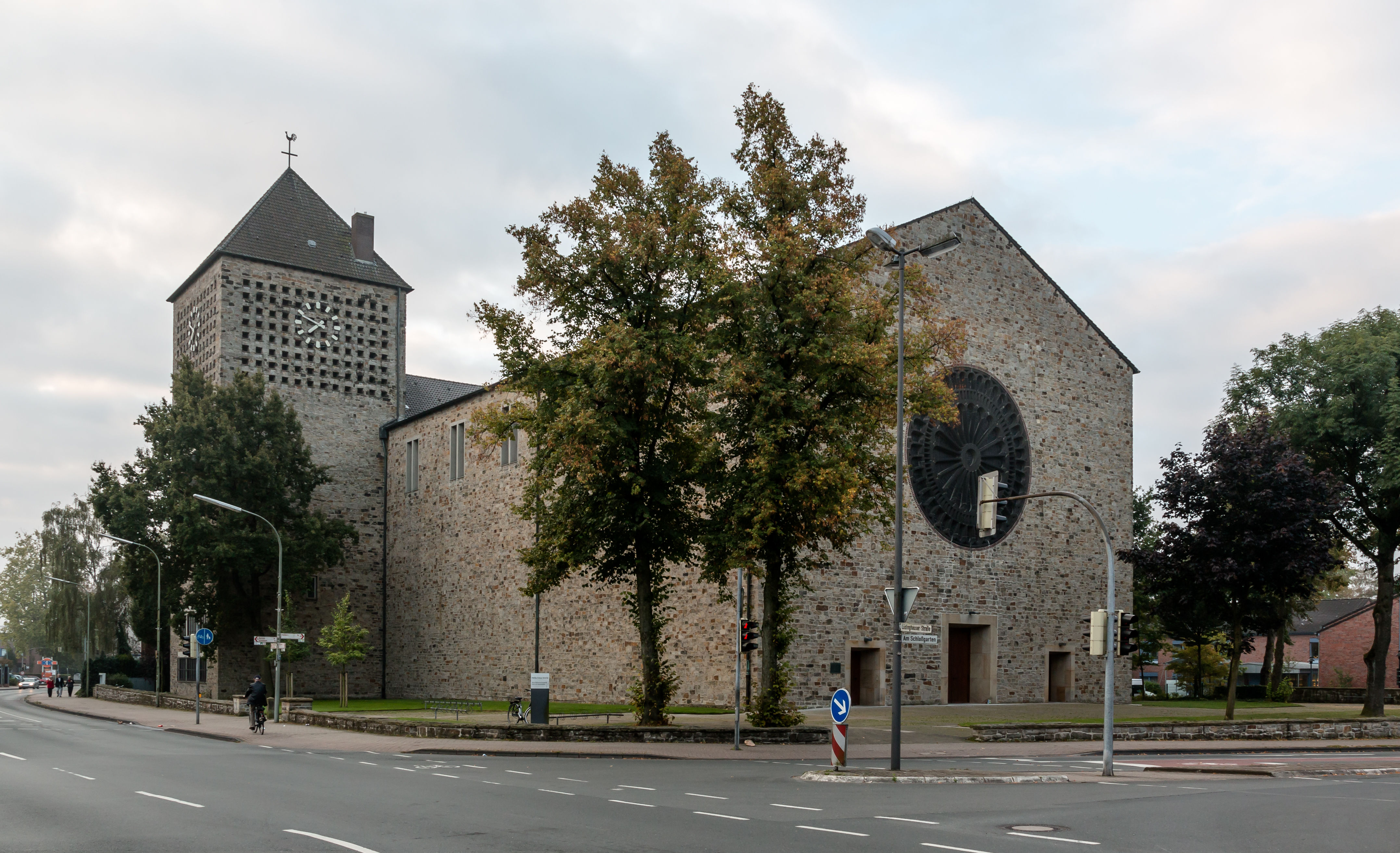 Heilig-Kreuz-Kirche