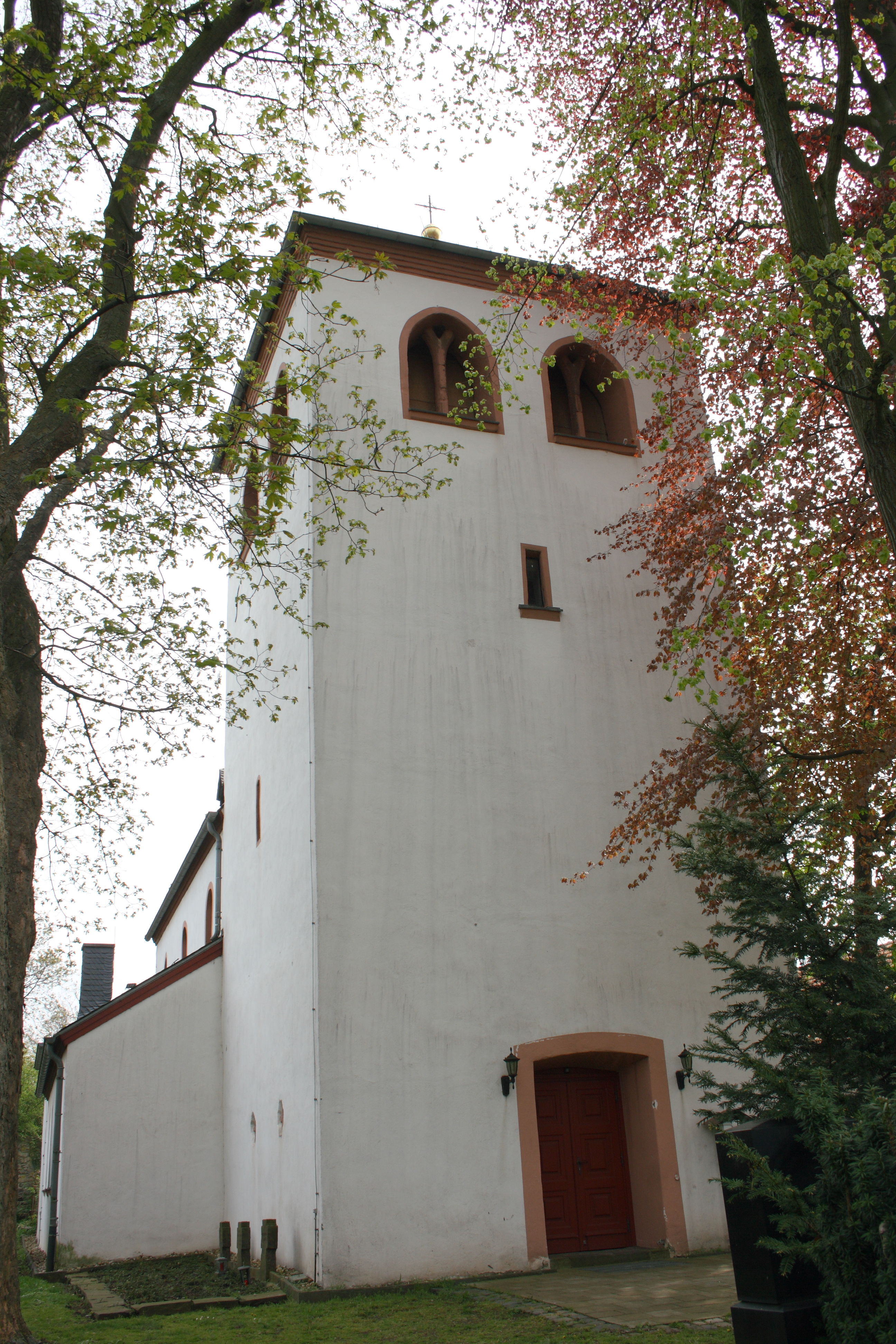 Johannes-der-Täufer-Kirche