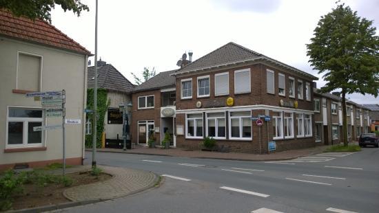 Pizzeria-Tratoria Sugo