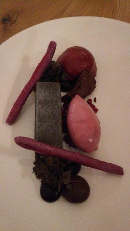 Schloss- Zum Pferdestall